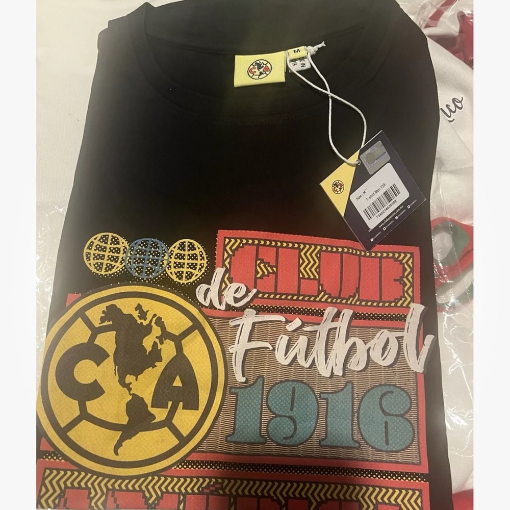 Medium Club America Soccer Tshirt
